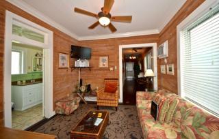 Leeward Isle - 3