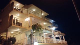 Apartments Panorama - Pisak - 9
