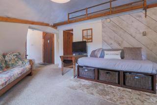 The Dome House - Trevett - 2