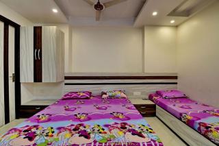 Goel Residency - New Delhi - 4
