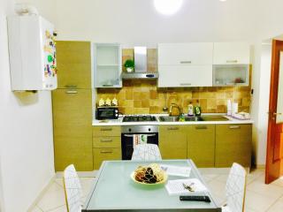 Miseria e Nobiltà Apartment CHECK-IN FROM 12 00 TO 15 00 - 1