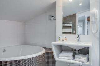 The Originals Boutique, Hôtel Victoria, Fontainebleau - Fontainebleau - 5