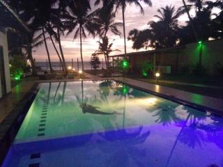Hotel Ocean View Cottage - Hikkaduwa - 0