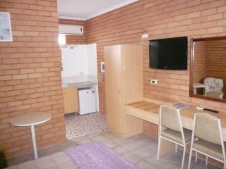 Grong Grong Motor Inn - 9