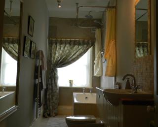 Riverview Apartment - 8