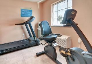 Cobblestone Inn & Suites - Big Lake - 4