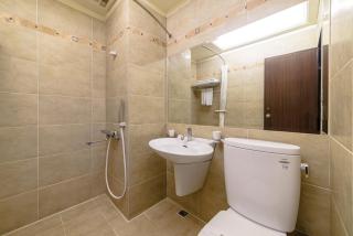 Chiayi King Hotel - Chiayi - 9