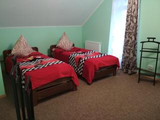 Oselya Guest House - Yahotyn - 3