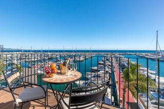 Puerto Banus first line with sea and Marina views - 0