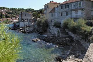 Apartments by the sea Stomorska, Solta - 13695 - 9