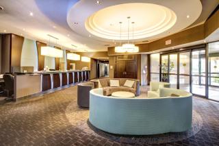 Best Western Plus Guildwood Inn - 9