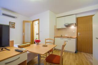 Apartments Calma - Cres - 9