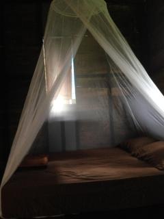 The Shadow House & Bar - Ko Phayam - 2