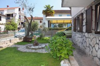 Apartments by the sea Njivice, Krk - 5311 - 3
