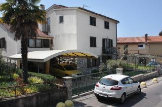 Apartments by the sea Njivice, Krk - 5311 - 1