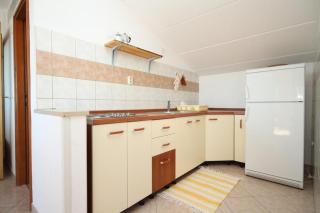 Apartments with a parking space Stinjan, Pula - 7369 - 9