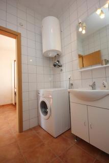 Apartments by the sea Zavala, Hvar - 8637 - 8