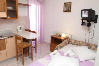 Apartments by the sea Podstrana, Split - 8677 - 9