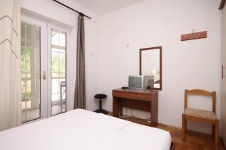 Apartments with a parking space Jelsa, Hvar - 8732 - 9
