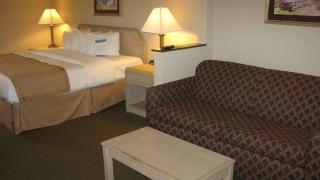 Baymont by Wyndham Lawrence - Lawrence - 3