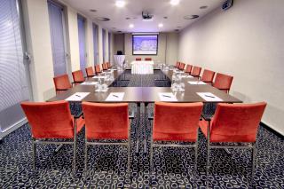 Roset Hotel & Residence - 1