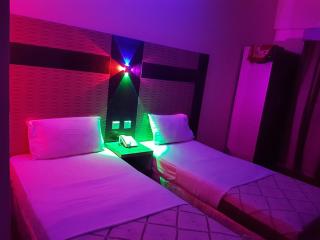 Tehran Hotel - Dubai - 2
