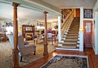 Holden House 1902 Bed & Breakfast Inn - 5