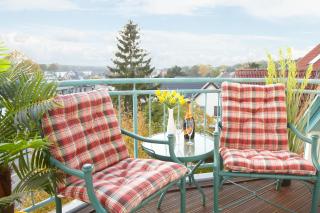 Ferienwohnung Tine mit Balkon, Fahrrädern und Strandkorb im Sommer - Zempin - 0