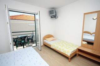 Apartments by the sea Balica Rat, Omis - 4868 - Čelina - 3