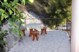 Apartments by the sea Zavode, Omis - 5252 - 9