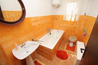 Apartments by the sea Novi Vinodolski - 5558 - Novi Vinodolski - 2