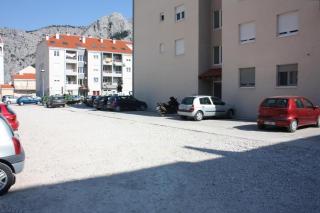 Apartments by the sea Omis - 7577 - 4