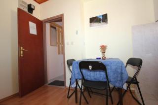 Apartments with a parking space Vis - 8869 - 8