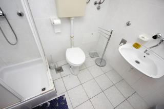 Apartments with a parking space Vis - 8869 - 3