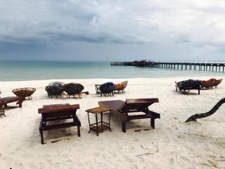 Nice Beach Bungalow - 3