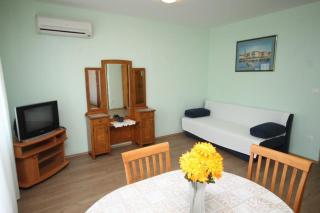 Apartment Petrcane 3300b - 2