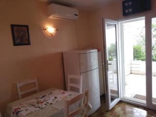 Apartments by the sea Seget Vranjica, Trogir - 1051 - Seget Vranjica - 2