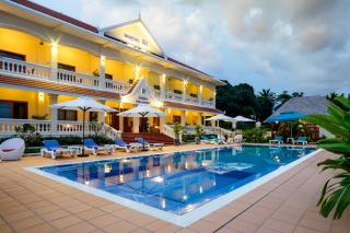 Riviera Hotel & Resort Kep - Kep - 0