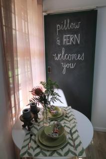 Pillow & Fern - George - 5