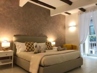 Napoli Plebiscito Apartment - Naples - 0