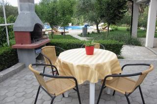 Family friendly apartments with a swimming pool Mundanije, Rab - 5076 - Rab - 3