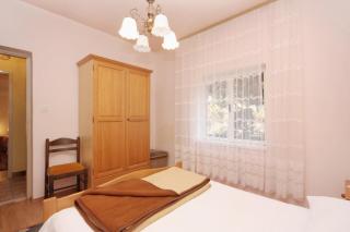 Apartments with a parking space Postira, Brac - 5618 - 9