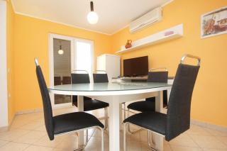 Apartments with swimming pools Zrnovska Banja, Korcula - 8335 - 7