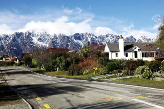 Sunny Lakeside Haven - Queenstown - 7