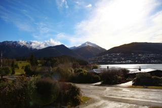 Sunny Lakeside Haven - Queenstown - 8