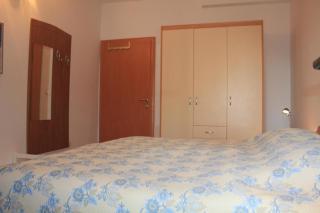 Apartments by the sea Novigrad - 14296 - 2