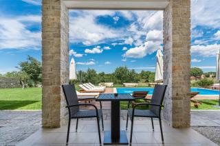 Bed & Breakfast Daniela - Veleniki - 0