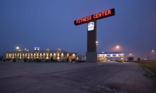 Best Western Plus Mid Nebraska Inn & Suites - Kearney - 7