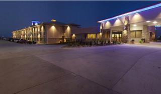 Best Western Plus Mid Nebraska Inn & Suites - Kearney - 3