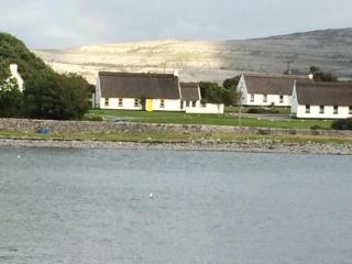 Ballyvaughan Cottages - Ballyvaughan - 1